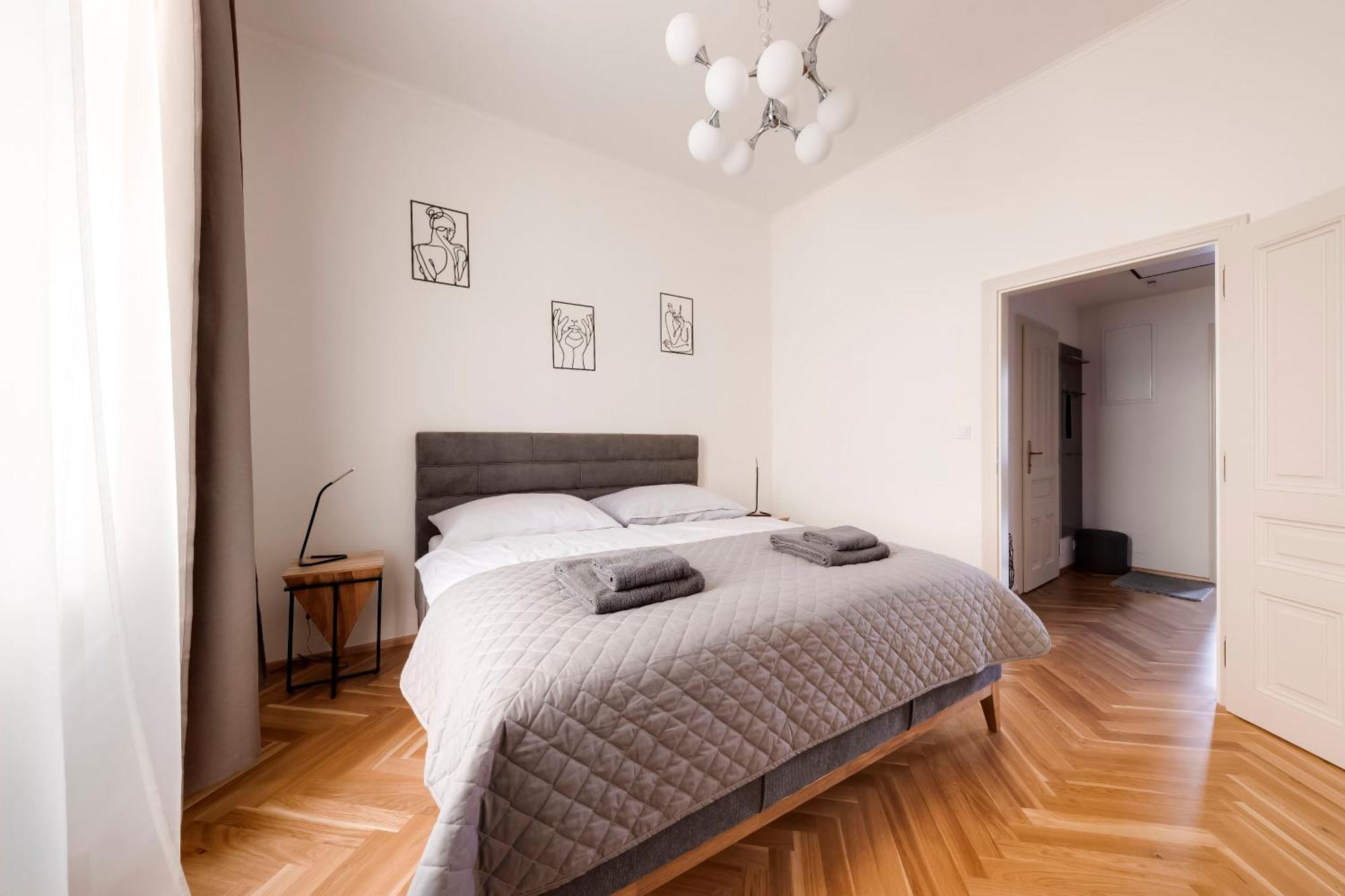 New Town Oases Apartment Прага Экстерьер фото